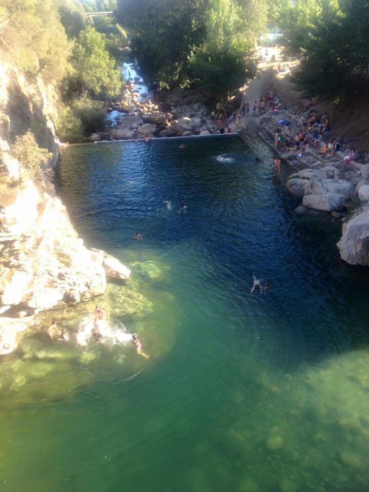 piscina natural Madrigal de la Vera